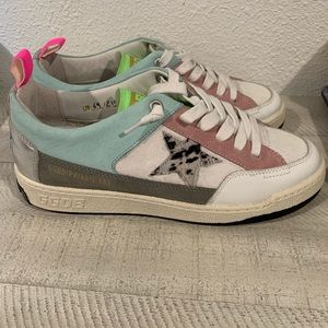 Golden Goose Yeah Sneakers